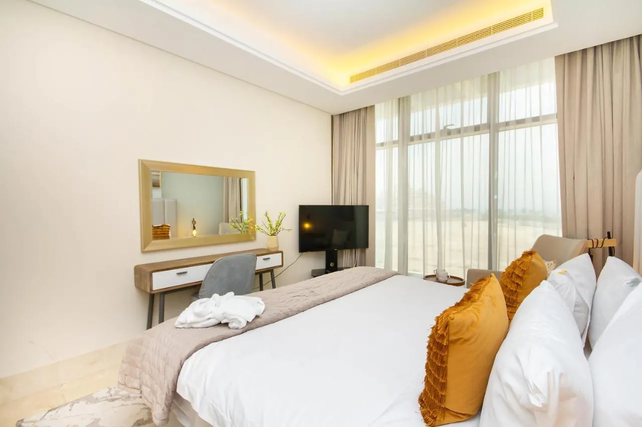 Bespoke Holiday Homes - Palm Jumeirah- 2 Bedroom Sea View With Pool & Beach Access, The 8 Dubai