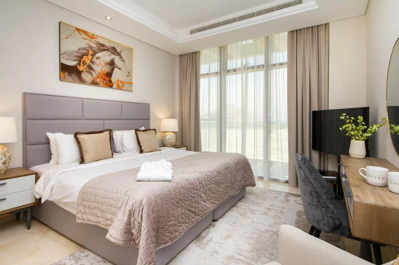 Appartement Bespoke Holiday Homes - Palm Jumeirah- 2 Bedroom Sea View With Pool & Beach Access, The 8 Dubaï Émirats arabes unis